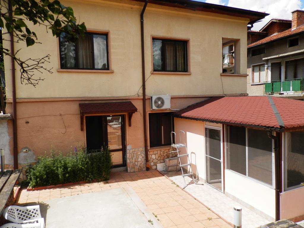 Guest House Zora Belogradchik Ngoại thất bức ảnh