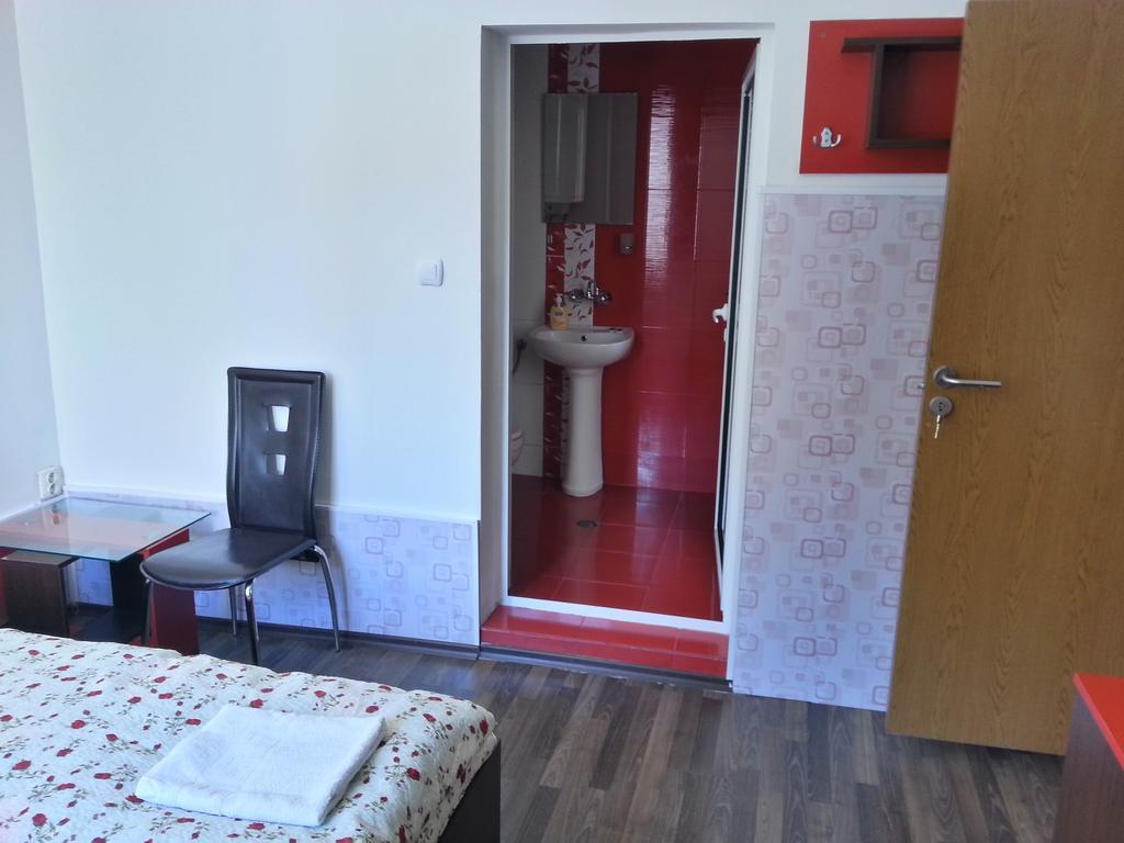 Guest House Zora Belogradchik Ngoại thất bức ảnh