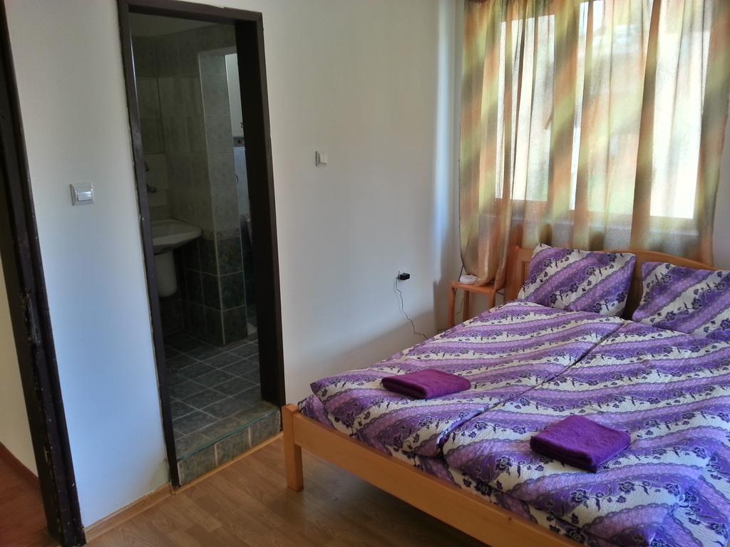 Guest House Zora Belogradchik Ngoại thất bức ảnh